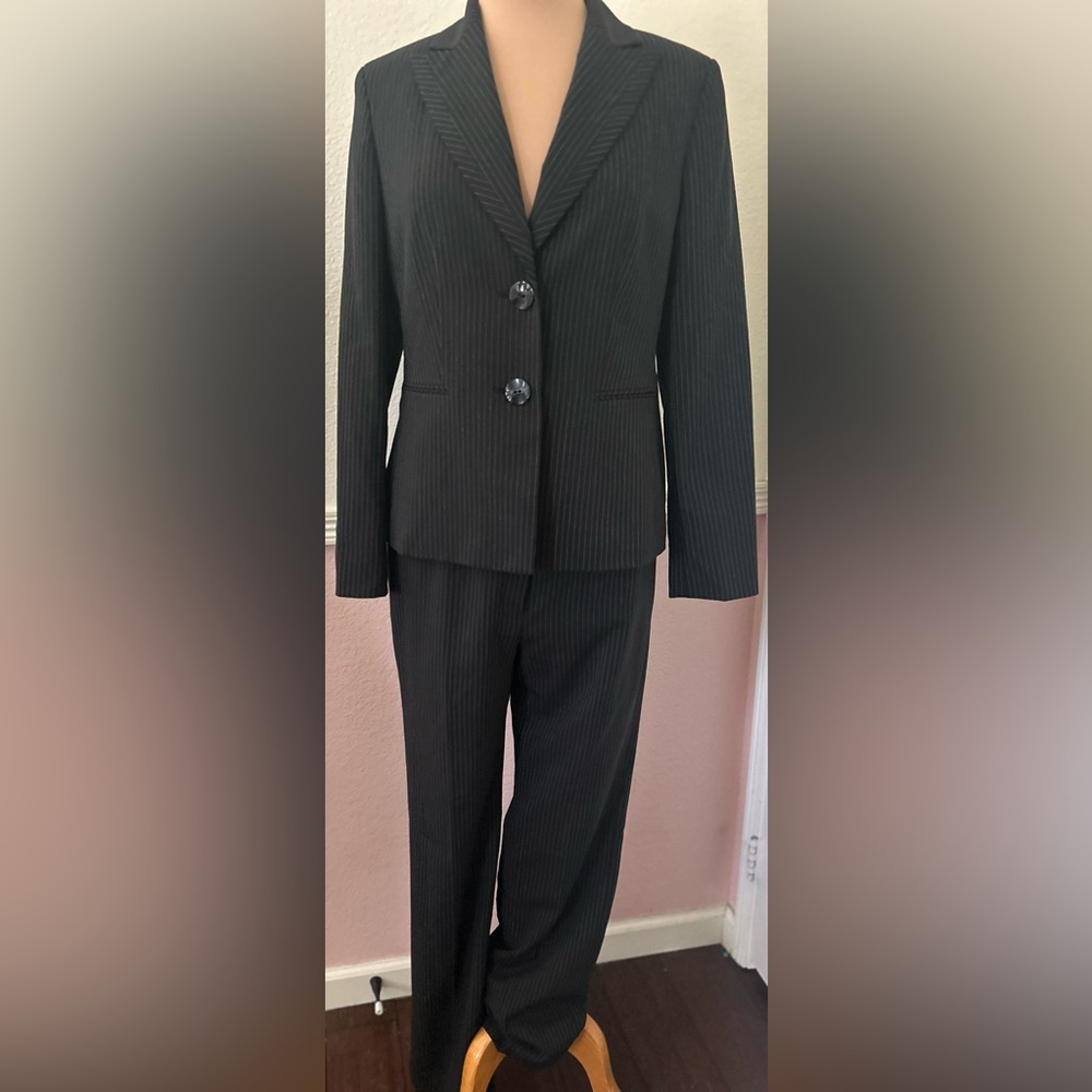 Le Suit Charcoal Blazer and Trousers Set
